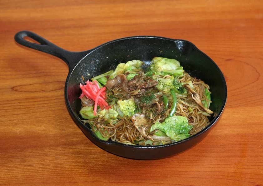牛肉と野菜を使った焼そば
